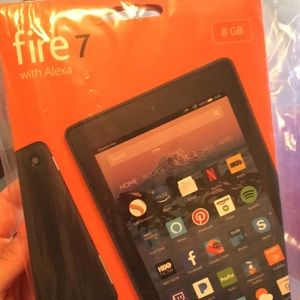 Amazon Fire Tablet 7 w/ Alexa 8GB